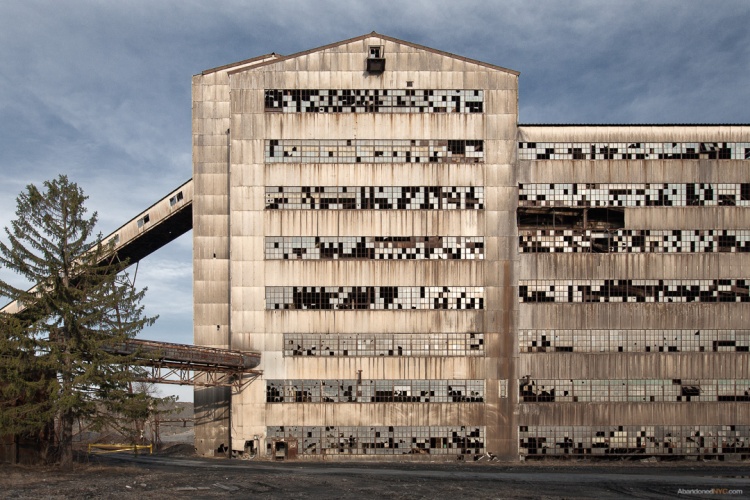 The daunting exterior of the St. Nicholas Coal Breaker.